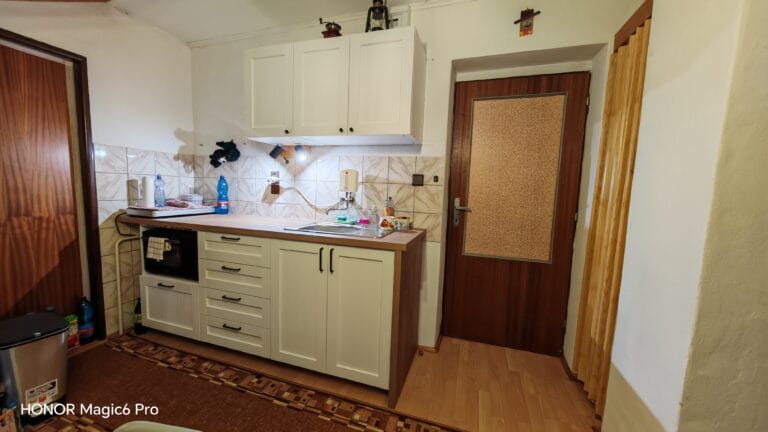 Boskom hodinový manźel Kuchyňa Trenčín elektrina